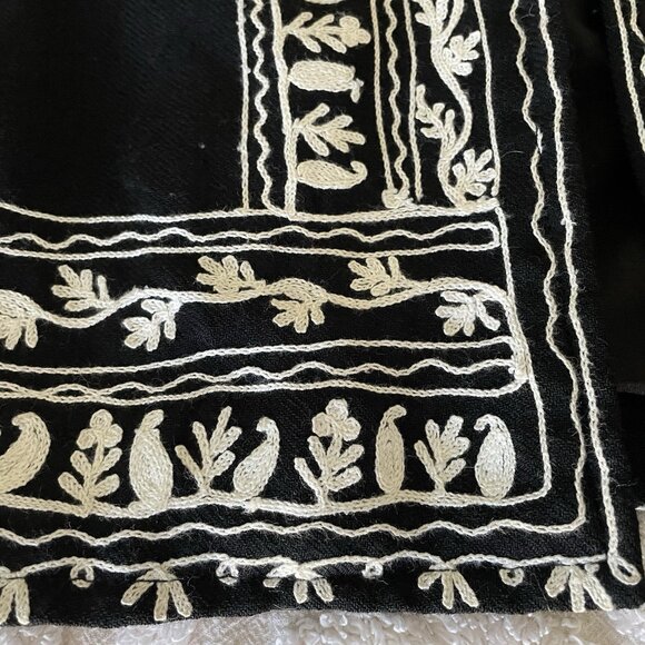 TravelSmith Wool Jacket Womens Black Embroidered Hidden Pockets Lagenlook Boho M - Picture 4 of 14